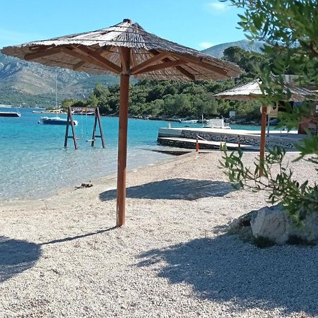 Holiday Home Villa Kastel Zrnovo Exterior photo